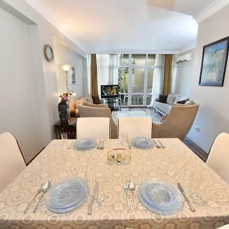 Lux, Cozy & Quite With Balcony At Taksim&istiklal 아파트 *